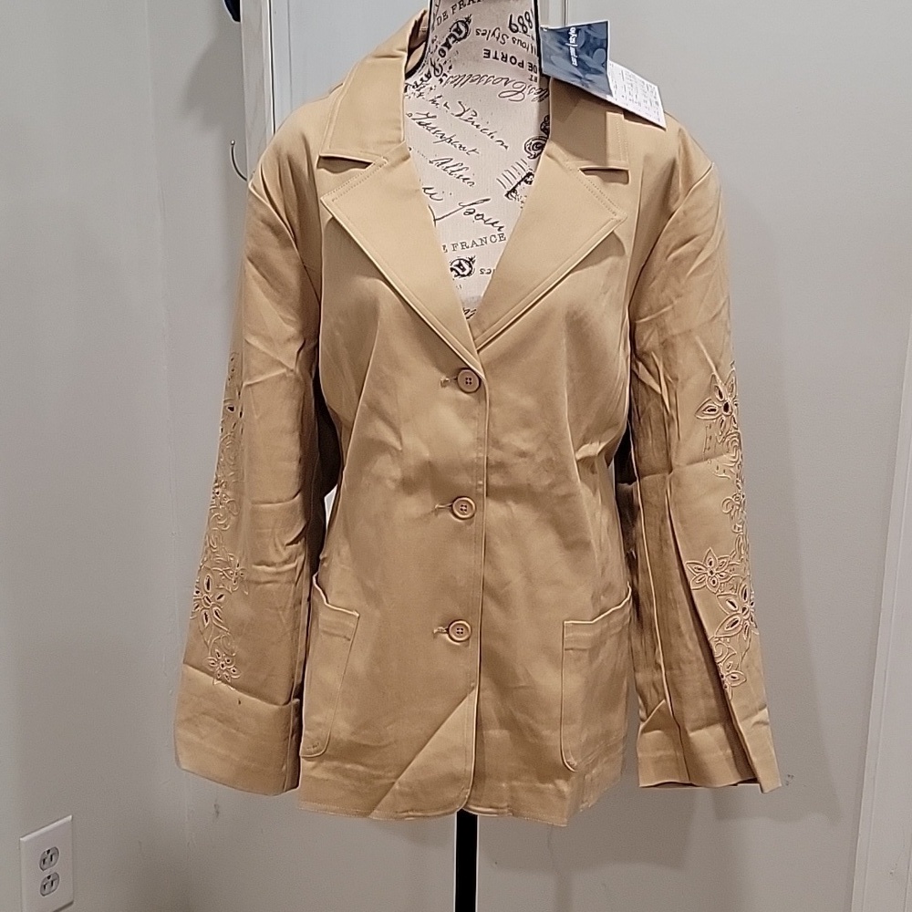 Susan Grave Tan Blazer 2x-large. M14